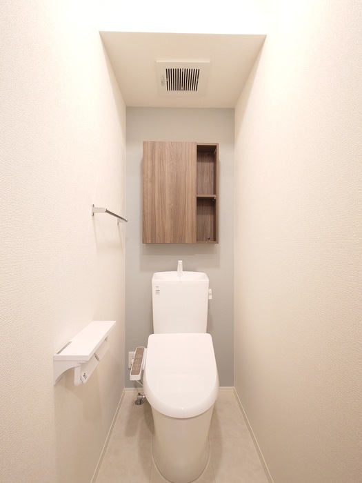 トイレ　温水洗浄暖房便座