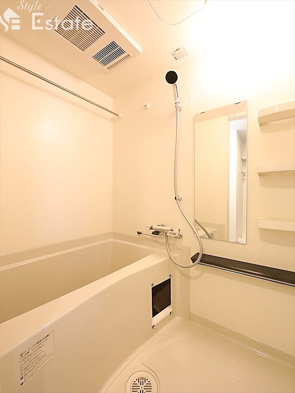 バス・シャワールーム　バスルーム