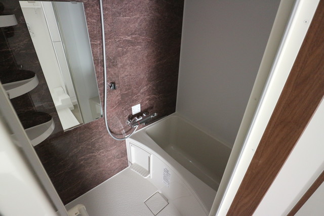 バス・シャワールーム　バス