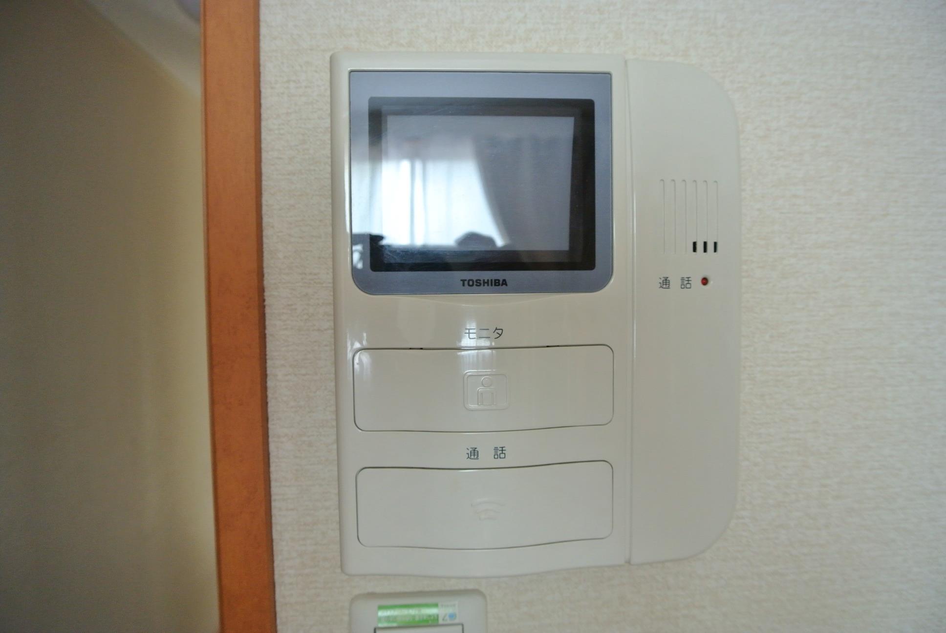 セキュリティ　モニター付きインターホン