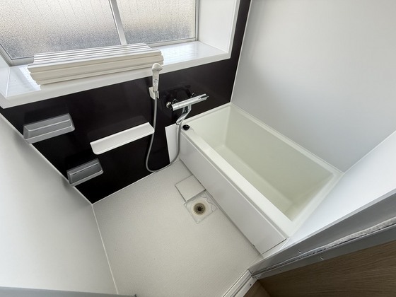 バス・シャワールーム　別部屋の写真です。