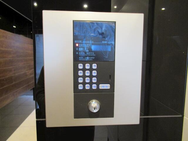 セキュリティ　モニター付きインターホンです