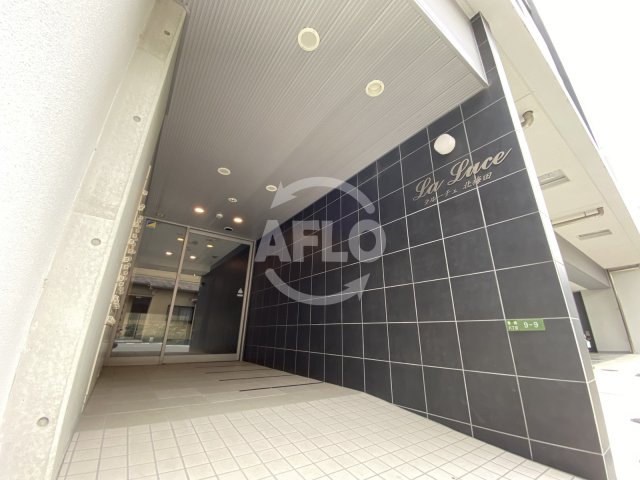 エントランス　ラルーチェ北梅田　エントランス