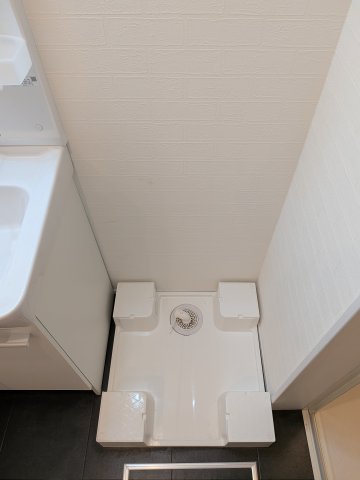 その他　室内洗濯機置場です