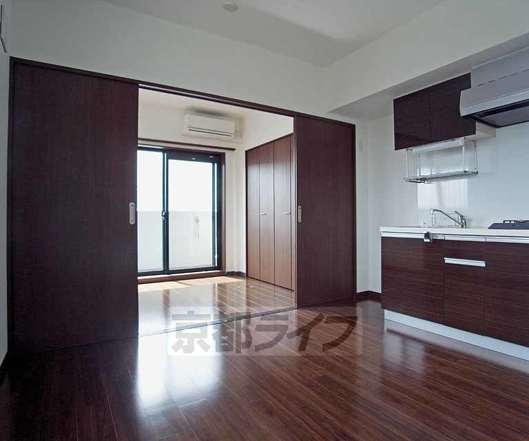 居室・リビング　・類似物件の写真・