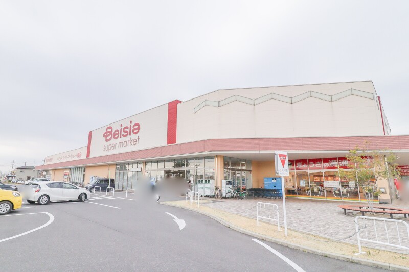 スーパー　ベイシアスーパーマーケット伊勢崎駅前店（スーパー）まで478m