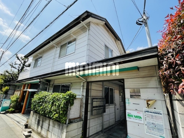 建物外観　閑静な住宅街に佇むアパートです♪