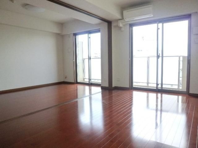 居室・リビング　★開放的な１ＬＤＫ★