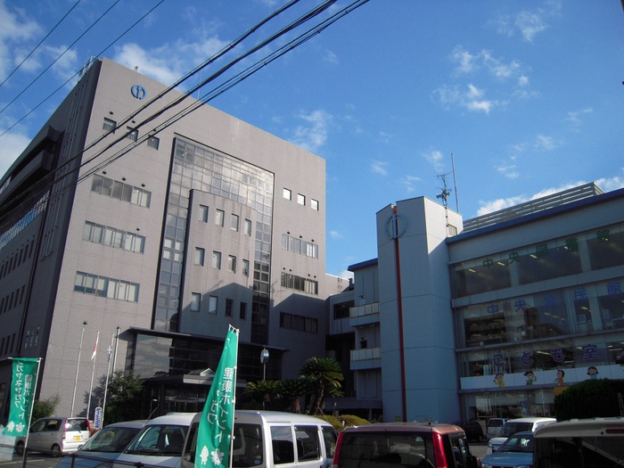 図書館　中央図書館（図書館）まで580m