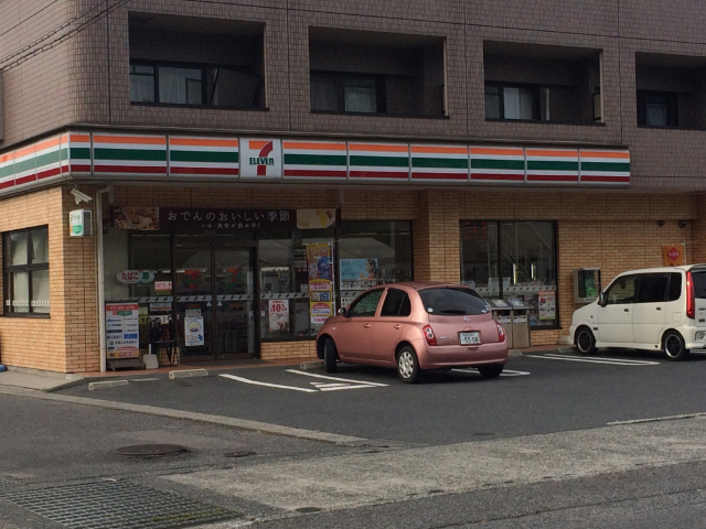 コンビニ　セブンイレブン宇部高校前店（コンビニ）まで702m