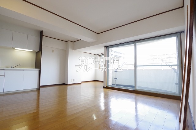 居室・リビング　広々としたリビング！