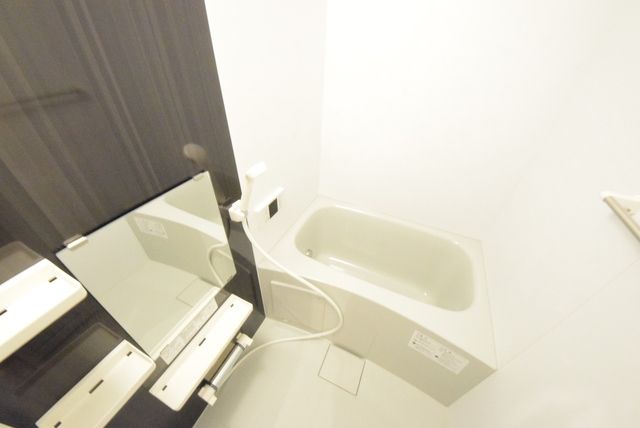 バス・シャワールーム　★追い焚き付のお風呂です★