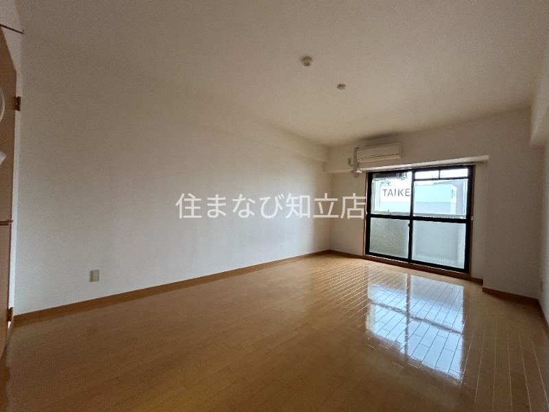 居室・リビング　同型タイプ