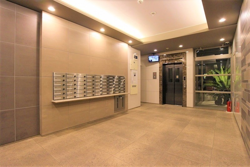 エントランス　高級感のあるエントランスロビーです。