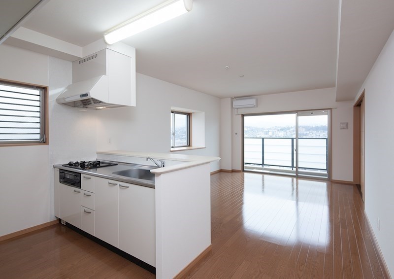 キッチン　人気のカウンターキッチンです。