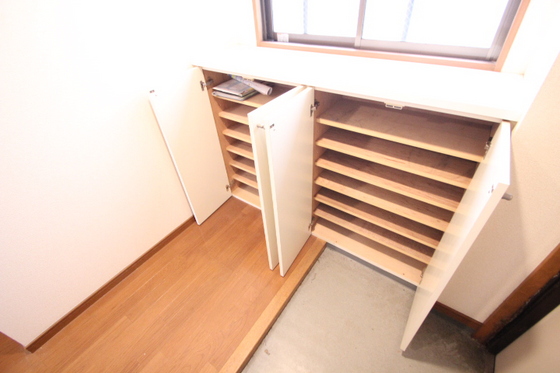 玄関　別部屋・参考画像です