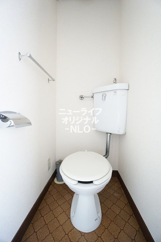 トイレ　バス・トイレ別で快適な毎日を送れます☆