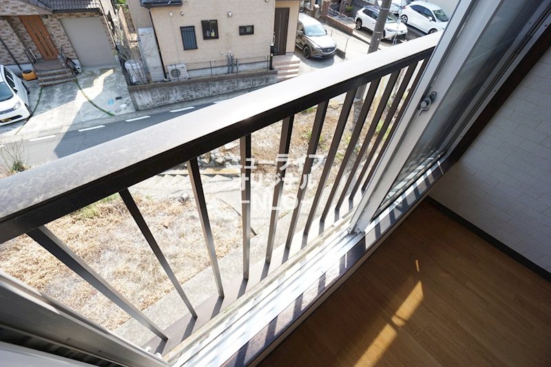 バルコニー　前面が開けているので風通しも良好です☆