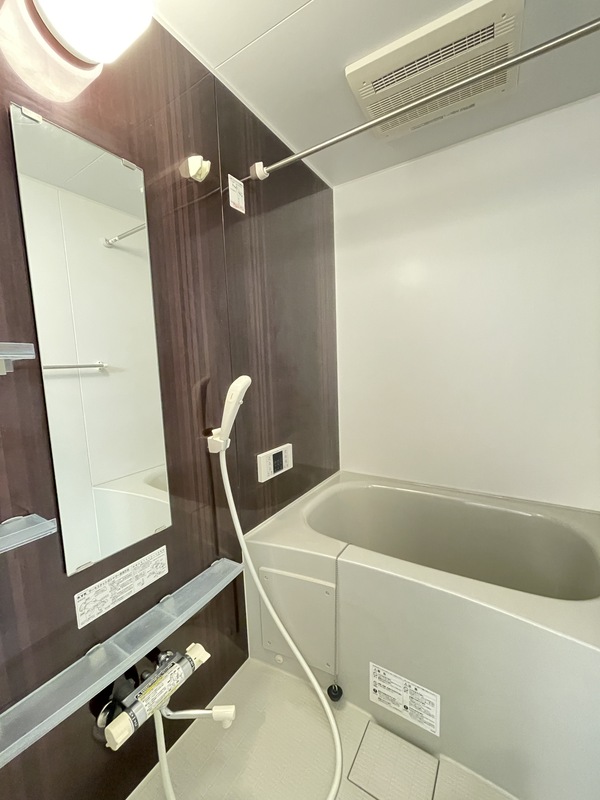 バス・シャワールーム　一日の疲れを癒すバスルーム