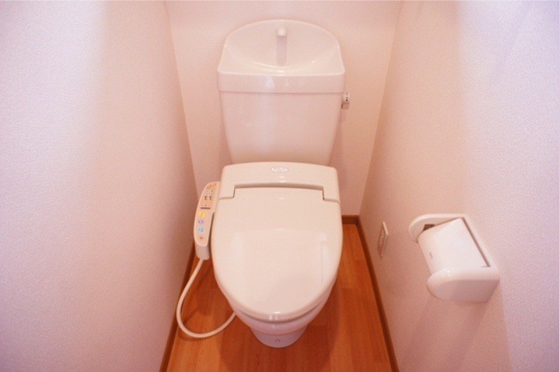 トイレ　図面と現状に相違がある場合には現状を優先