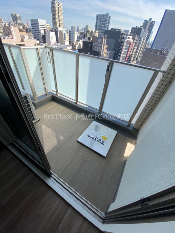 バルコニー　バルコニー