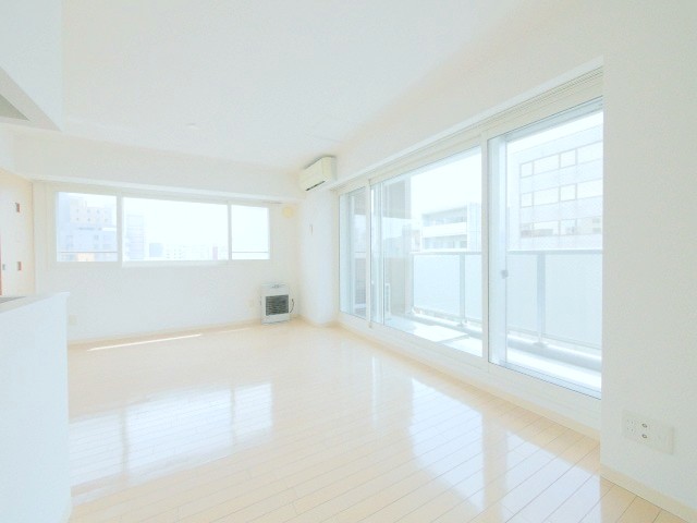 居室・リビング　広々としたリビング♪