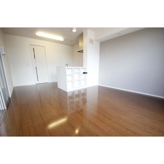 居室・リビング　※３０３にて撮影