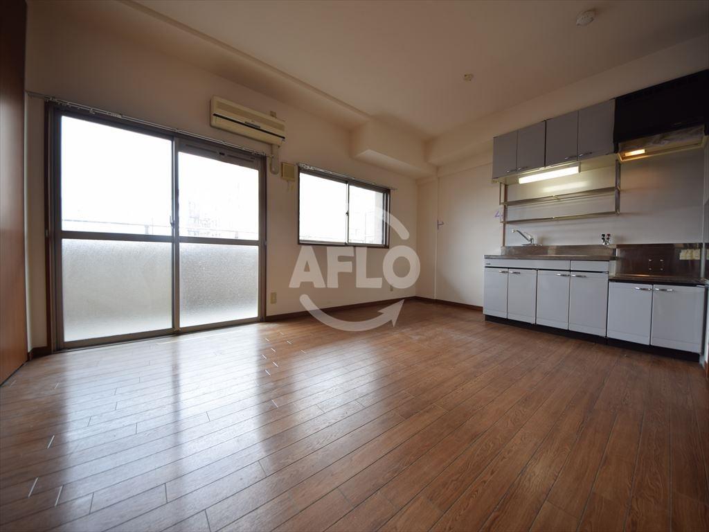 居室・リビング　ピュアファースト花園　ひろびろとした室内