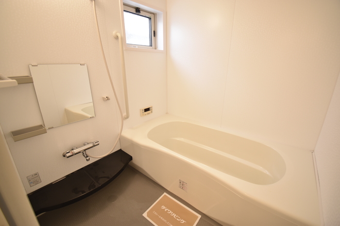 バス・シャワールーム　お風呂で日々の疲れを落としましょう