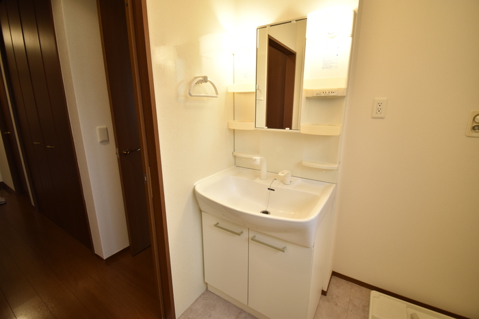 洗面設備　広い洗面スペース