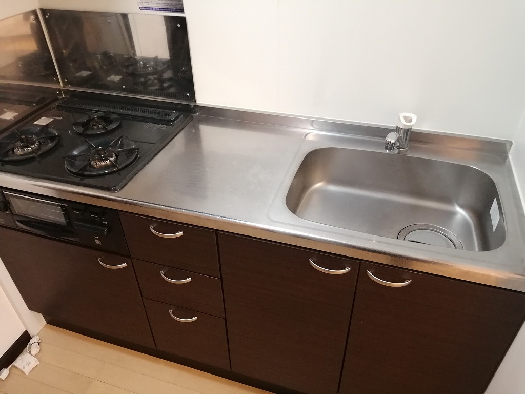 キッチン　同タイプの物件写真です。