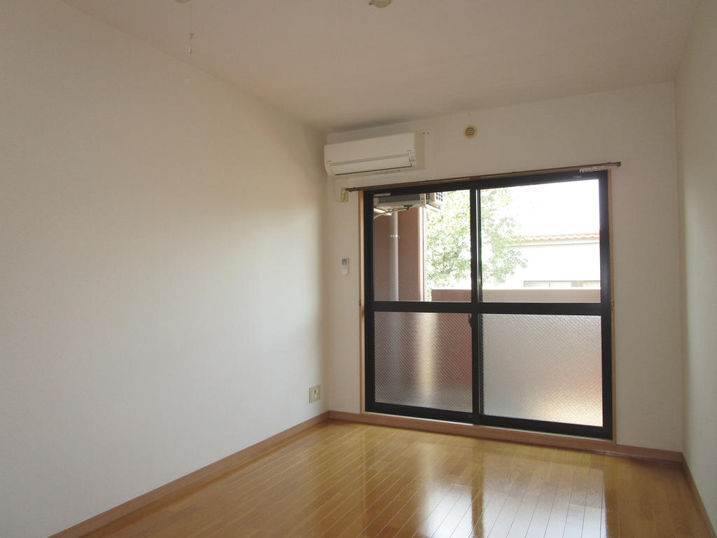 その他　西居室　陽当たり〇　エアコン・収納有