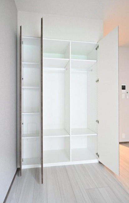 収納　※反転タイプの写真を使用しています。