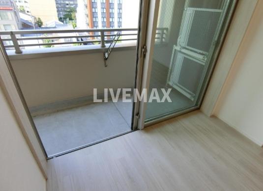 バルコニー　※別部屋のお写真になります