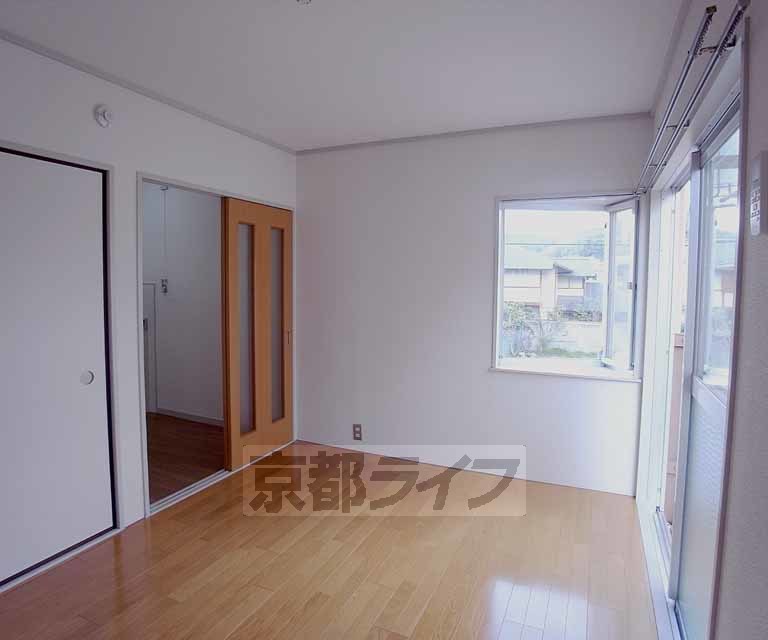 居室・リビング　とても綺麗でさっぱりしたお部屋です！