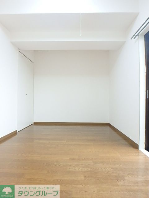 居室・リビング　フローリング！