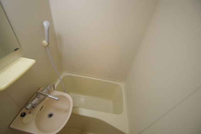 バス・シャワールーム　★お問い合わせはタウンハウジング町田店まで★