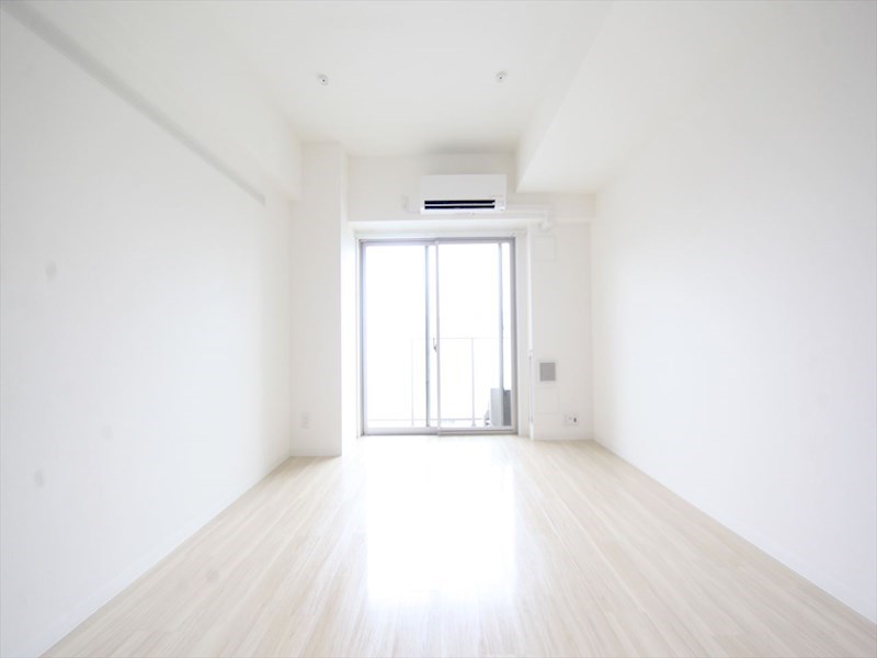 その他部屋・スペース　洋室8.7帖　エアコン付　収納充実　南向バルコニー