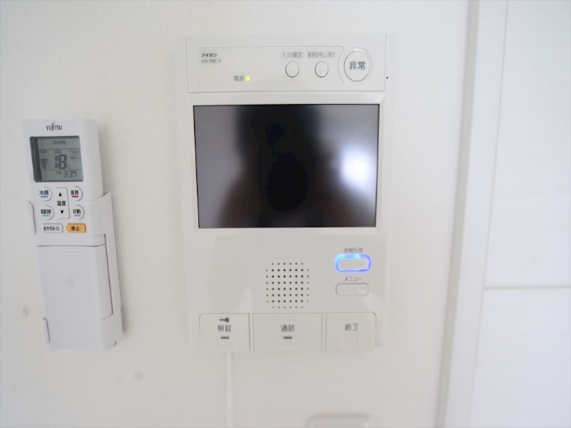 セキュリティ　TVモニター付インターホン