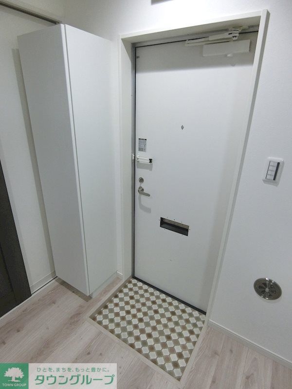 玄関　シューズボックスは棚の高さが調節可能！ブーツも入ります！