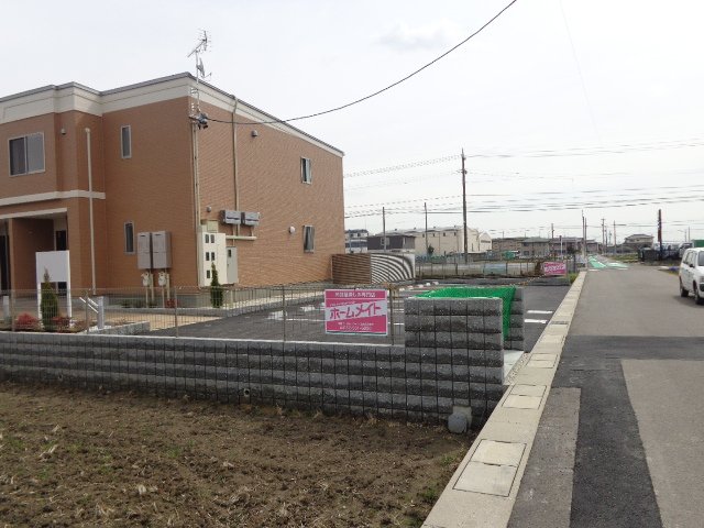 建物外観　外観写真（昼）