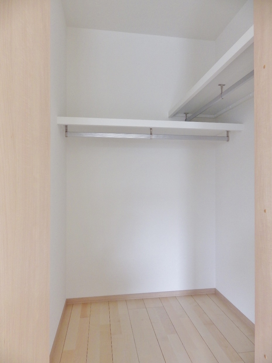 収納　洋室収納