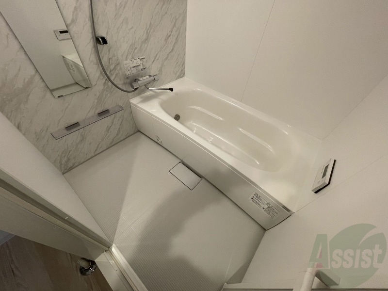 バス・シャワールーム　お風呂になります。一日の疲れを癒してくださいね。