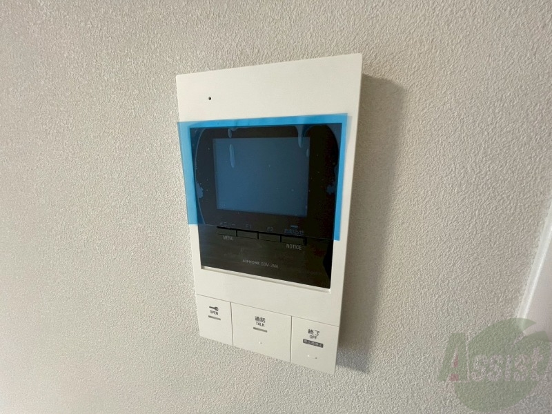 セキュリティ　ＴＶモニター付インターホンです。来客者の顔が見えるので安心！