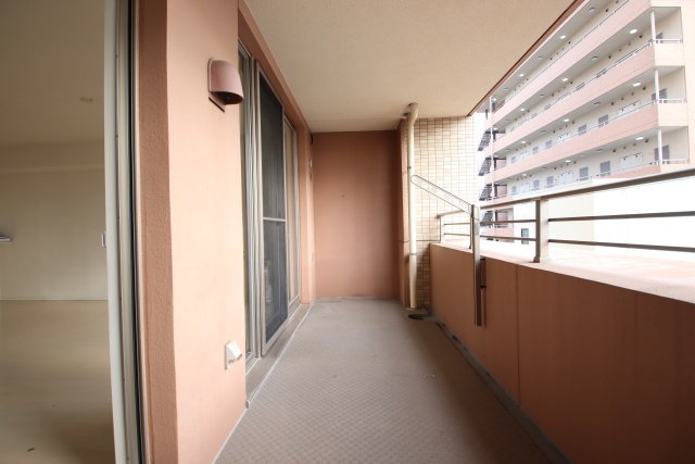 バルコニー　※別室の参考写真の為、現況優先です。