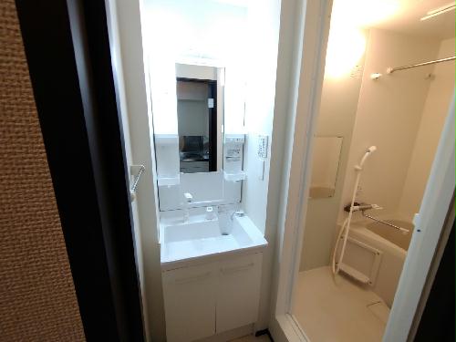 洗面設備　独立洗面台