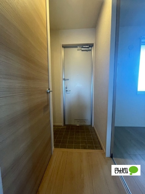 玄関　同タイプ別部屋