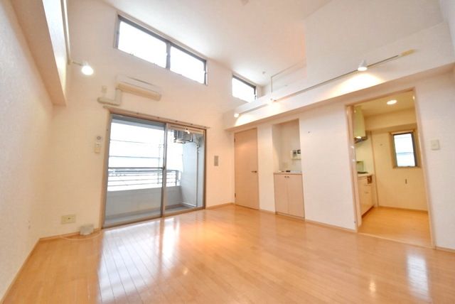 居室・リビング　別部屋写真