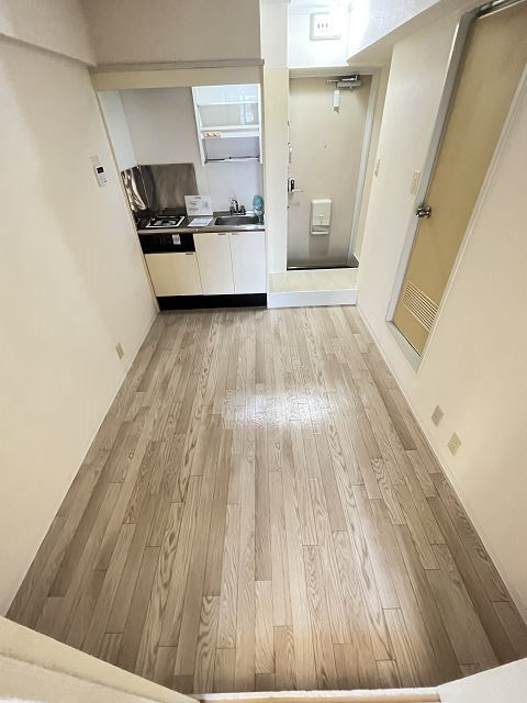 その他部屋・スペース　開放的な寝室です