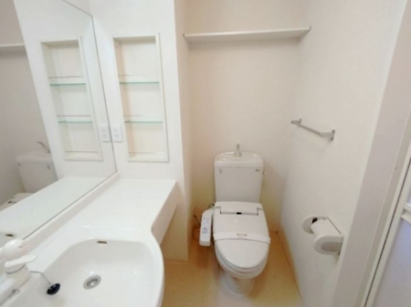 トイレ　図面と現状に相違がある場合には現状を優先